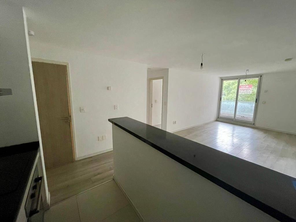 Venta Apartamento Dos Dormitorios en el Golf con Garaje