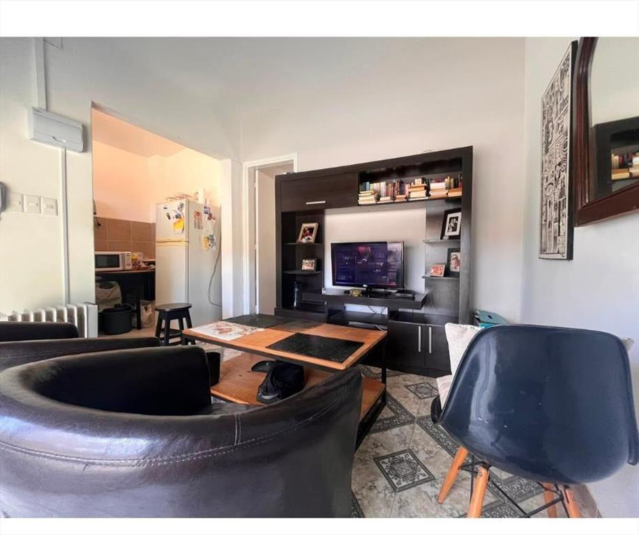 Venta apartamento alquilado de 1 dormitorio, planta baja co
