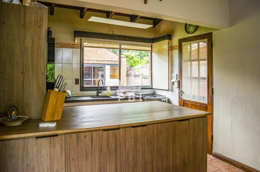 En venta casa de 3 Dormitorios en Jardines de con