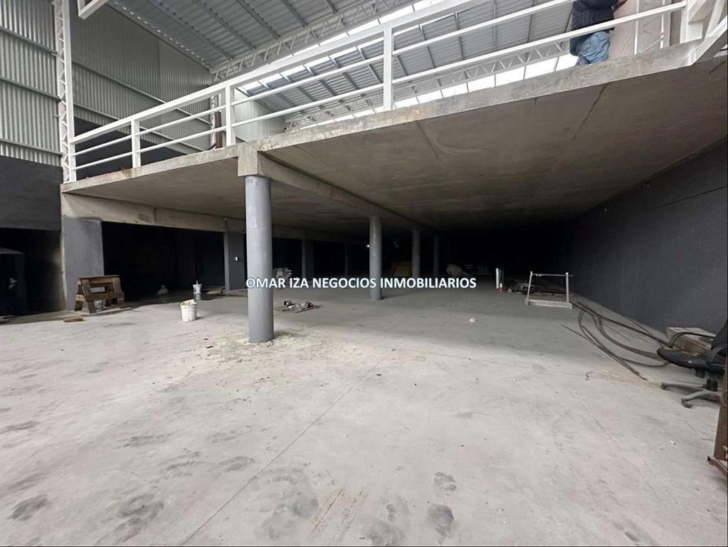 VENTA ALQUILER LOCAL COMERCIAL EN UNION, PRIMERA LINEA, GAL