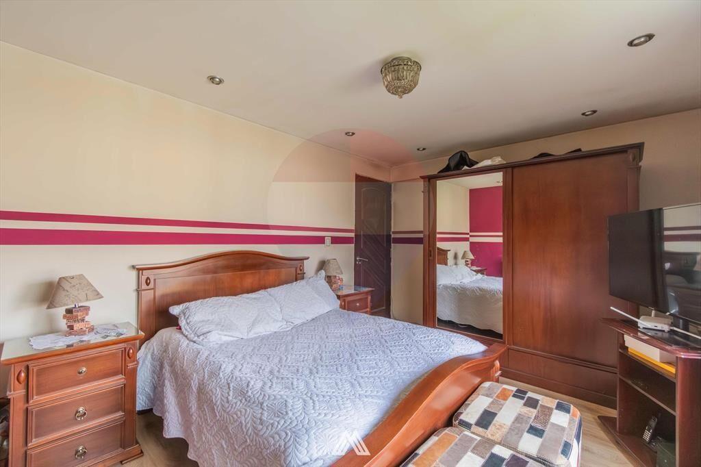 Se VENDE CASA 3 DORMITORIOS EN COLON