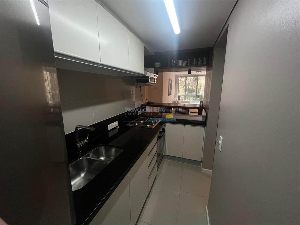 Apartamento en Alquiler  de 2 dormitorios en Be ,