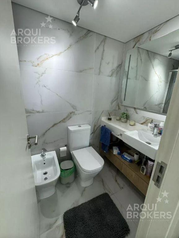 Apartamento de 2 dormitorios en venta en Pocitos