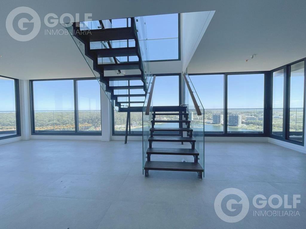 Venta Apartamento Duplex de 3 Dormitorios con Terraza en Ca