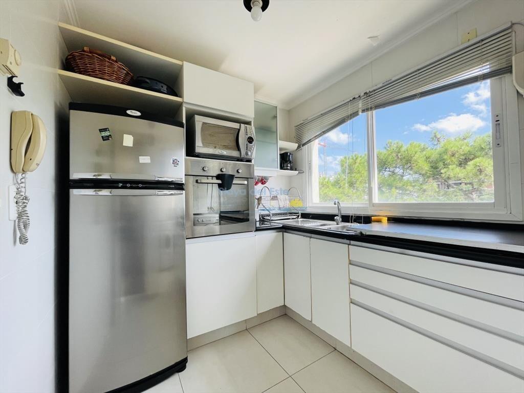 Apartamento de 2 Dormitorios en Aidy Grill a de -