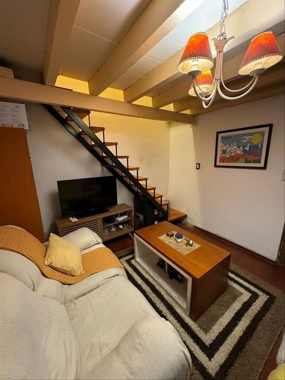 CASA PADRÓN ÚNICO DESARROLLADA EN 2 PLANTAS CON GARAJE