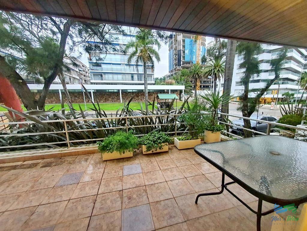 ALQUILER INVERNAL, DOS DORMITORIOS, AMPLIA TERRAZA, PENÍNS