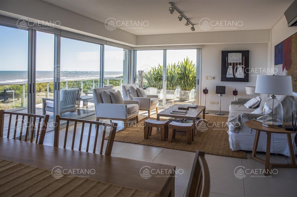Apartamento con vista espectacular a metros del mar, en Bra