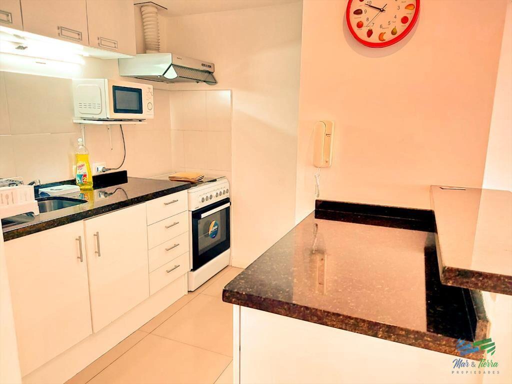 Venta de apartamento un dormitorio y medio en