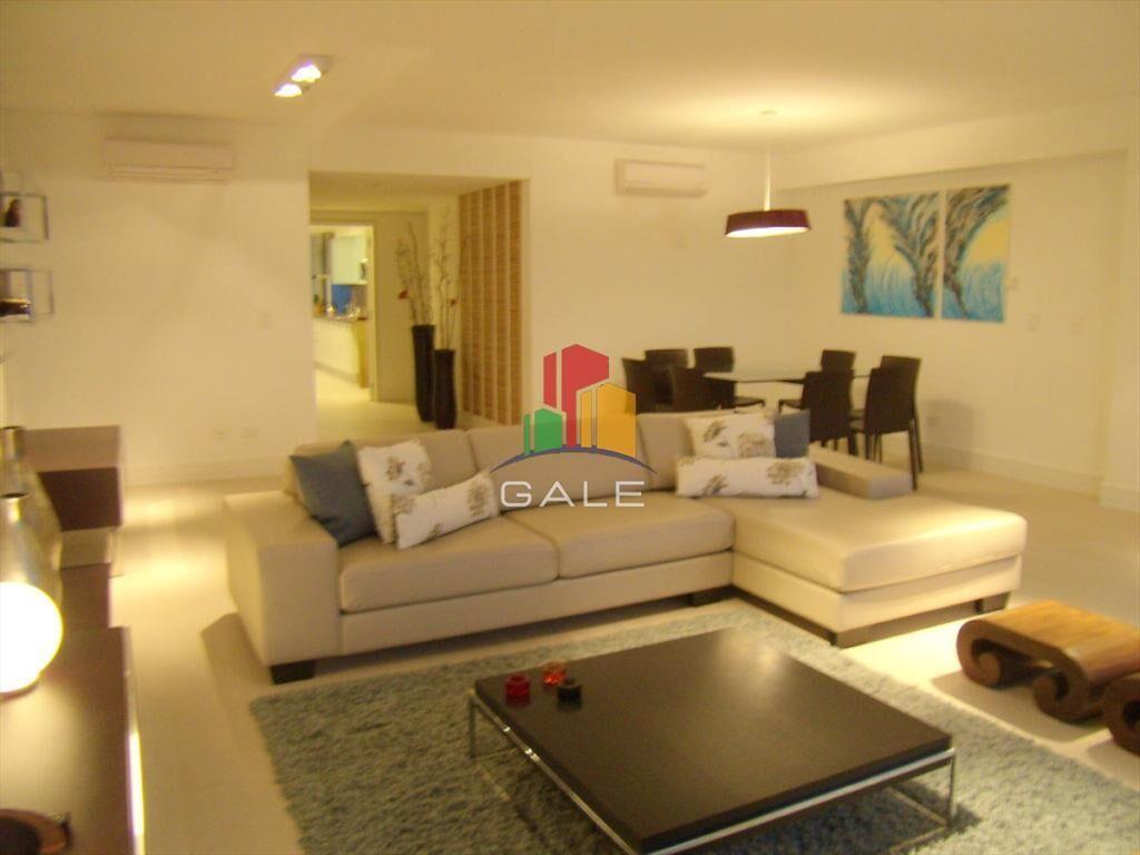 Apartamento en Brava, 3 dormitorios *