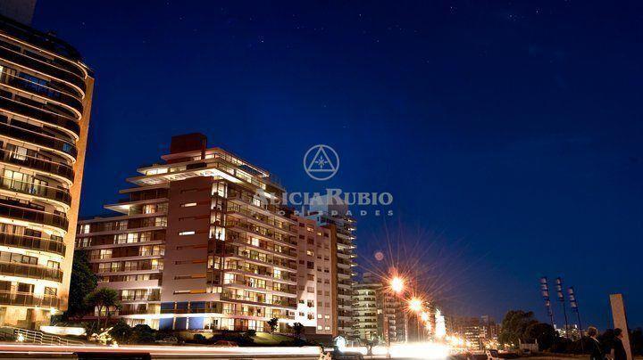 RAMBLA Y COLOMBES. EDIFICIO AQUARIUS. ARQ. CAMPIGLIA. 4d...
