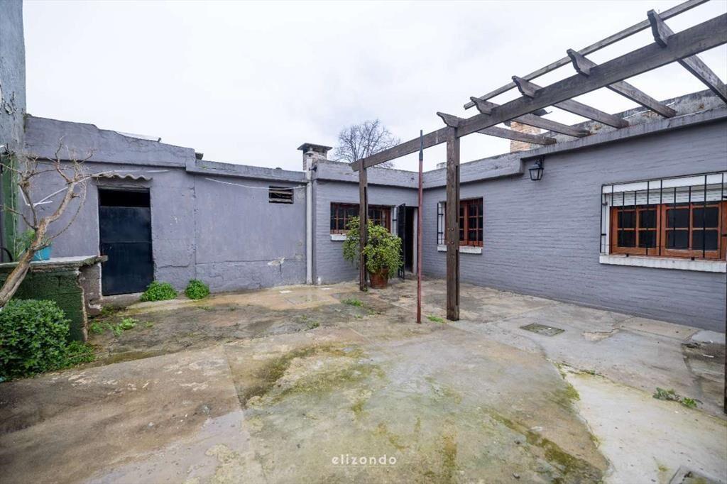 VENTA CASA 3 DORMITORIOS CON PATIO