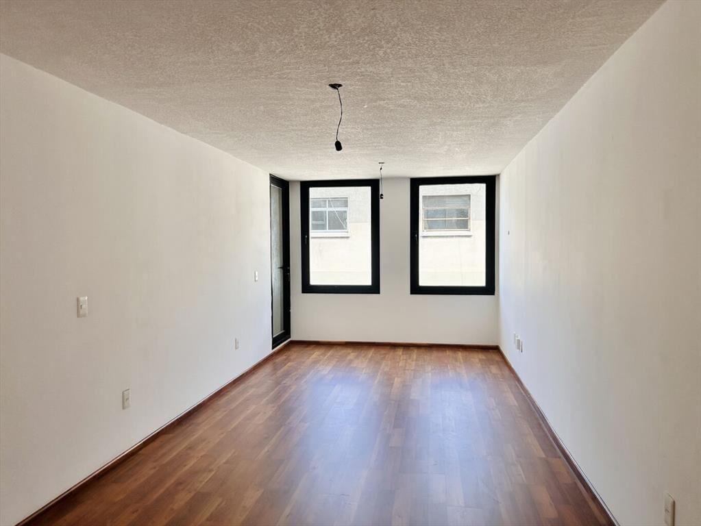Venta apartamento 4 dormitorios en Ciudad Vieja con renta