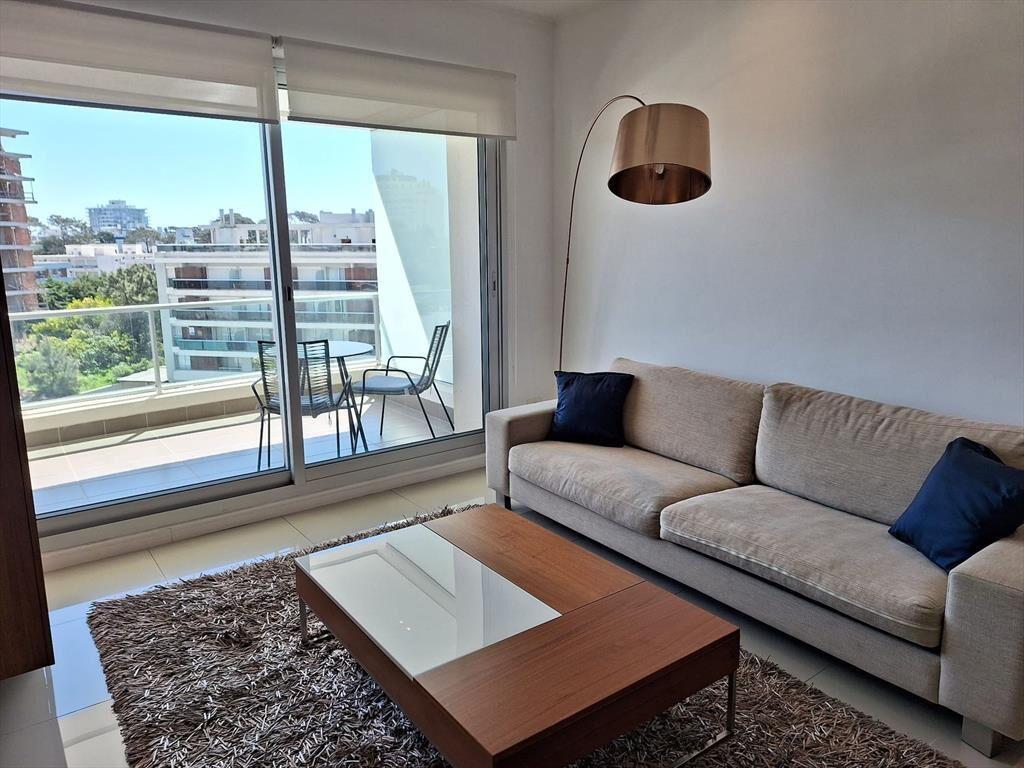 Venta apartamento 2 dormitorios zona Brava
