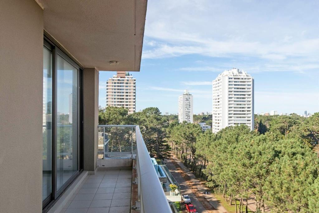 Venta de apartamento 3 dormitorios en Roosevelt