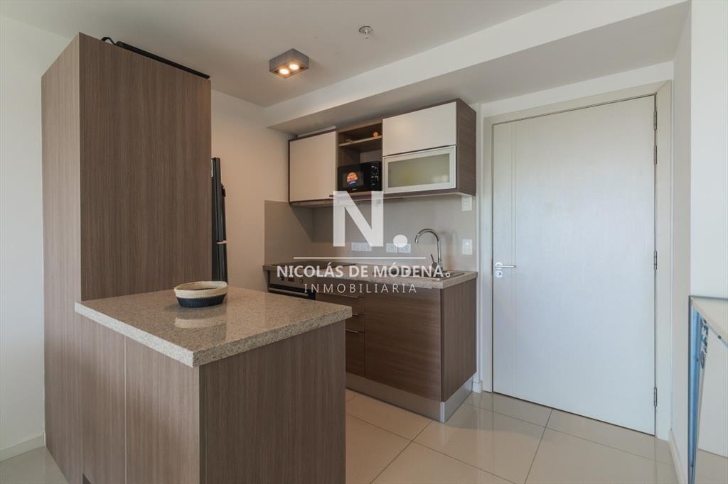 Vende departamento de 1 dormitorio en Roosevelt