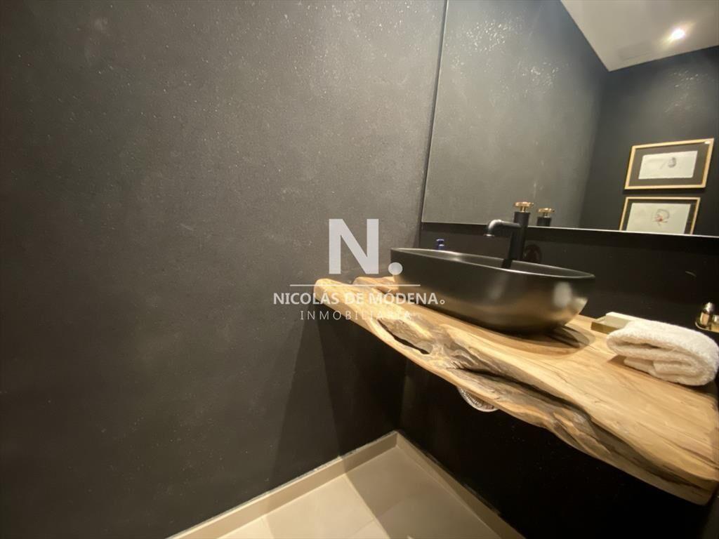 Hermoso apartamento de 4 dormitorios!