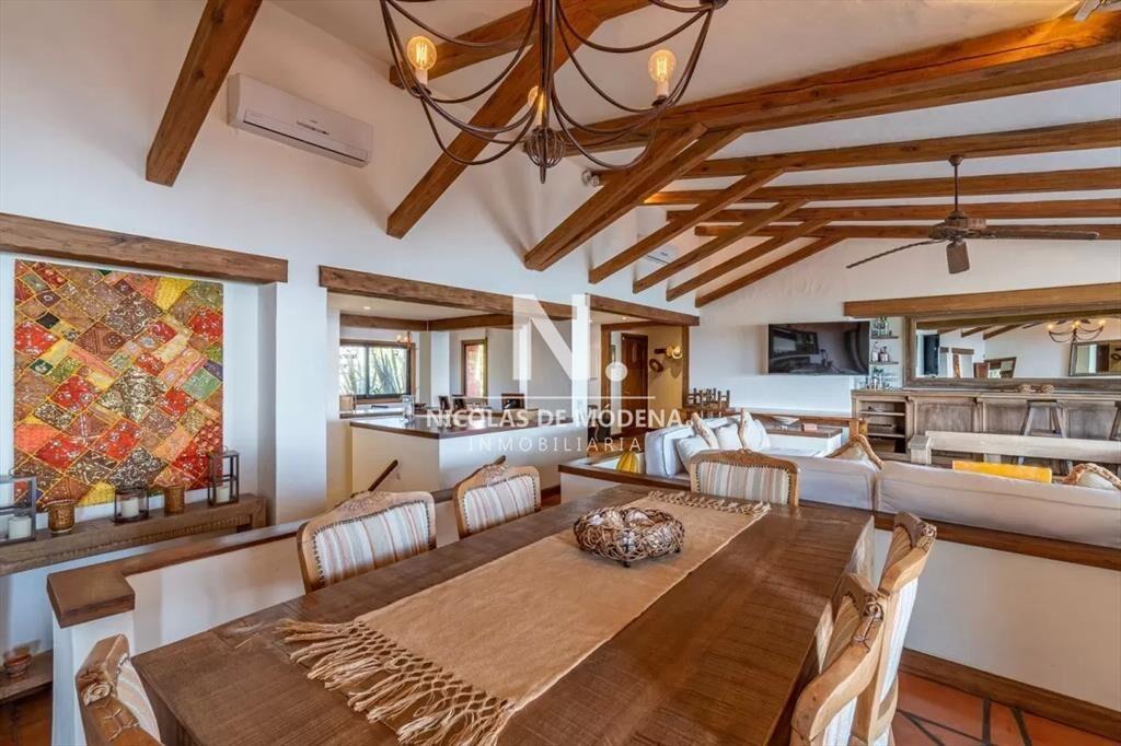 En venta apartamento de 3 dormitorios en Punta