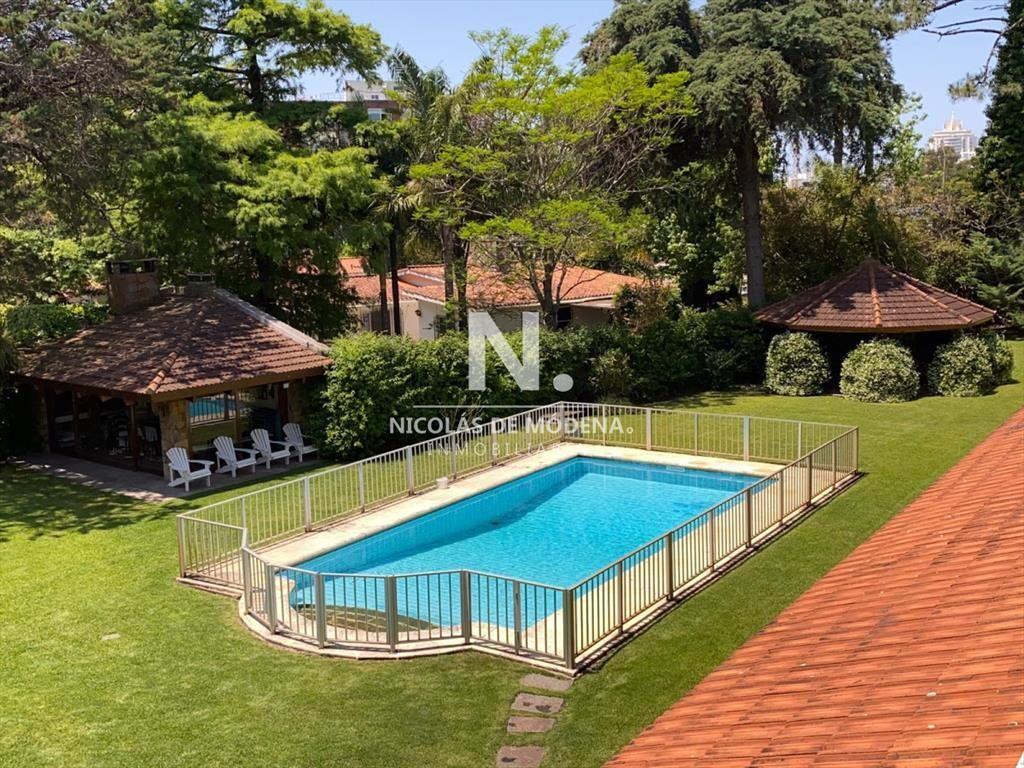 Hermosa Chalet en venta, Mansa., Bajo de Precio.