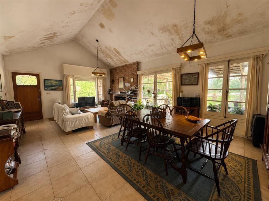 CASA 4 DORMITORIOS EN PLAYA MANSA - Las delicias