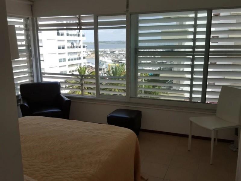 DEPARTAMENTO A PASOS DEL PUERTO