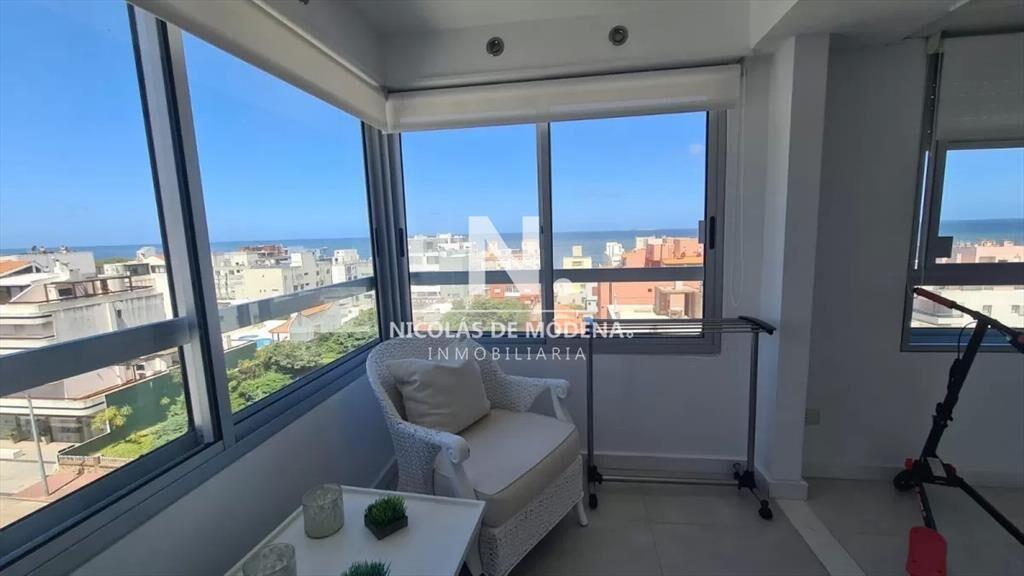 Apartamento en venta de 2 dormitorios en torre en