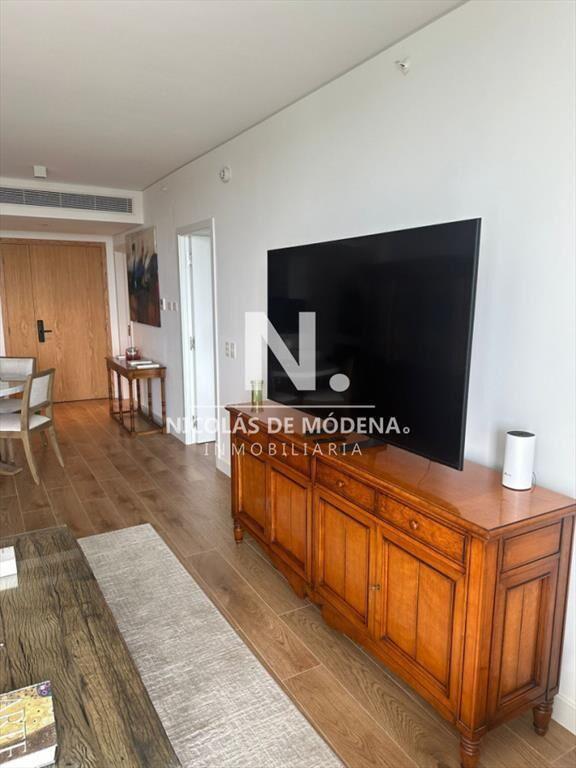 APARTAMENTO EN TORRE TRUMP DE 1 DORMITORIO Y 2