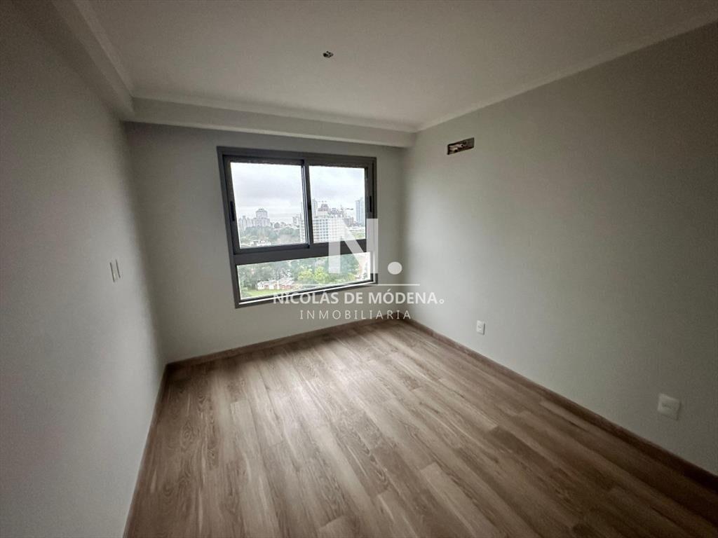 Moderno Apartamento de 2 dormitorios en Punta de