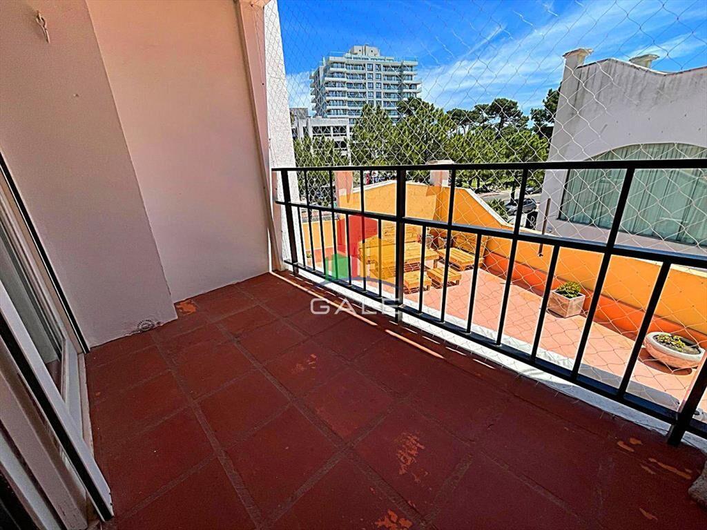 Apartamento de 2 dormitorios en venta