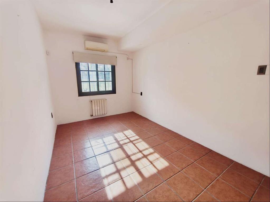 Alquiler Casa o Empresa 4 Dormitorios en Carrasco
