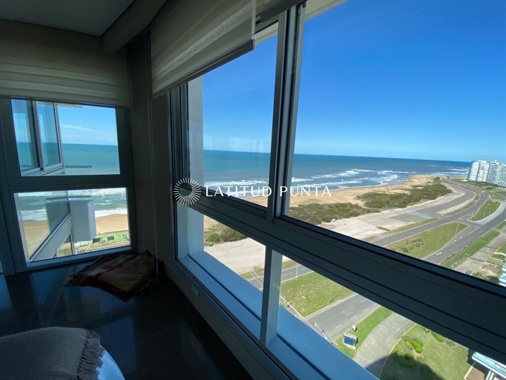 Apartamento esquinero en Le Parc, 2 dormitorios