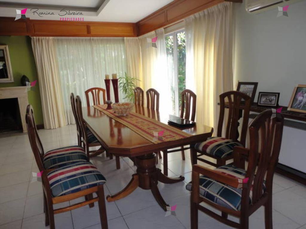 ALQUILER DE CASA 5 DORMITORIOS EN MANSA