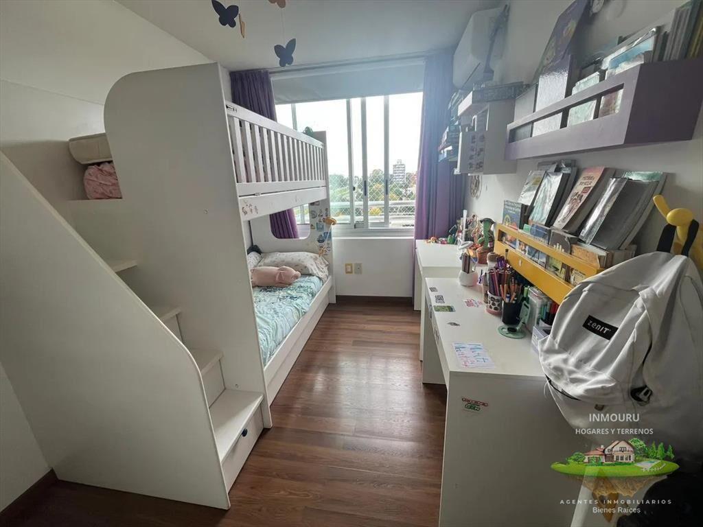 Vendo Hermoso y Moderno Apartamento en Complejo Cerrado en