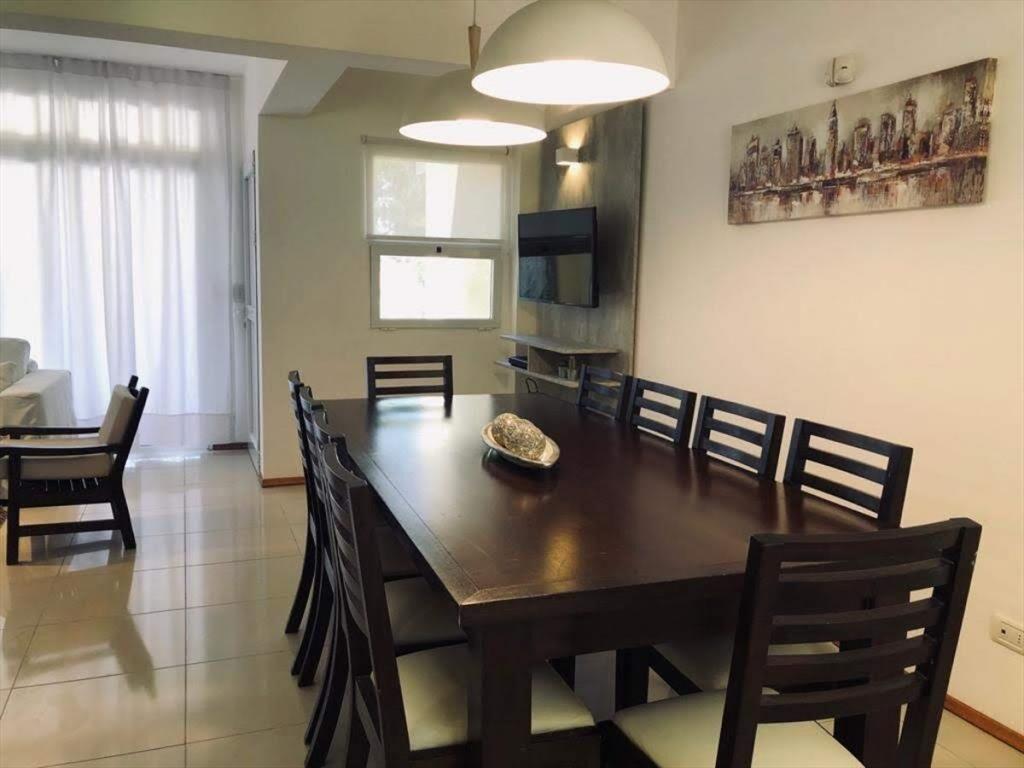 Apartamento en Manantiales - Alquiler