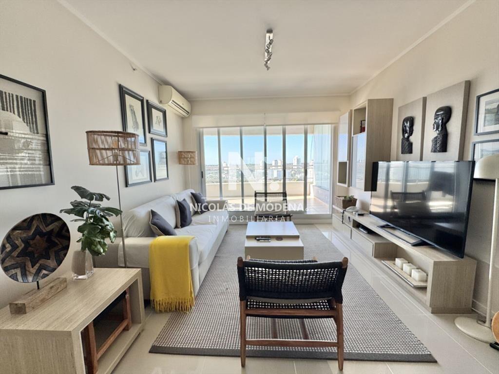 Penthouse de 3 dormitorios en suite a metros del