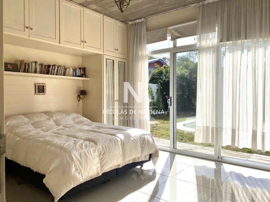 venta de casa 4 dormitorios en Montoya a 300 del