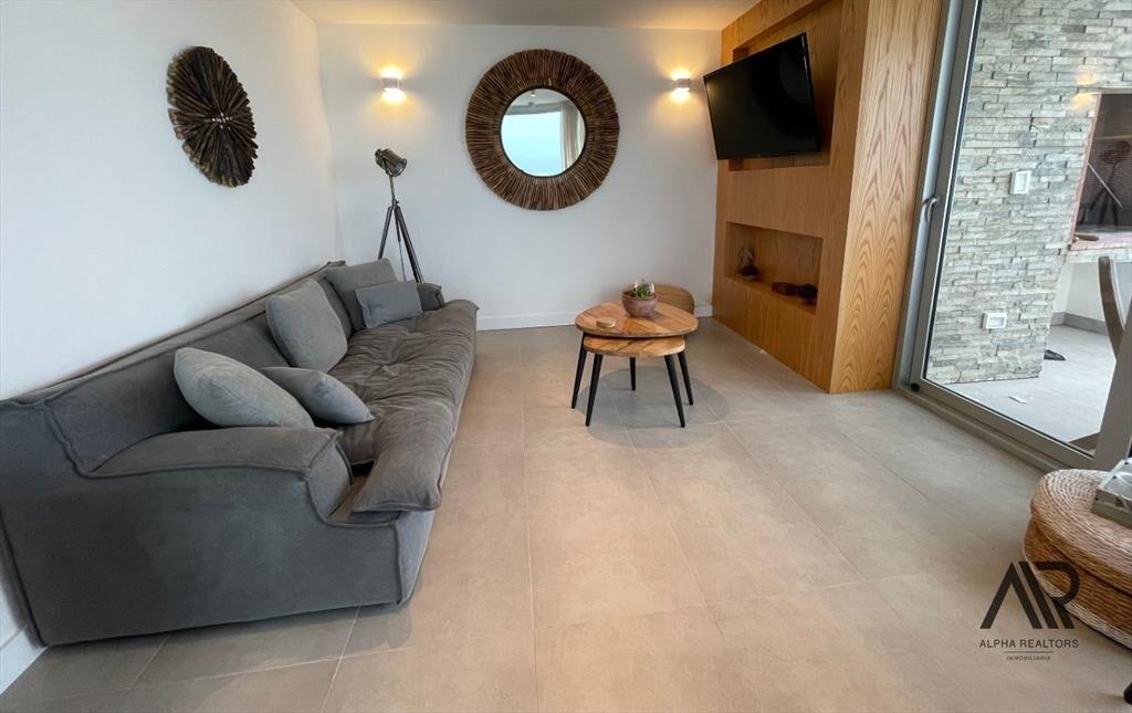 Venta Penhouse 4 dormitorios primera línea