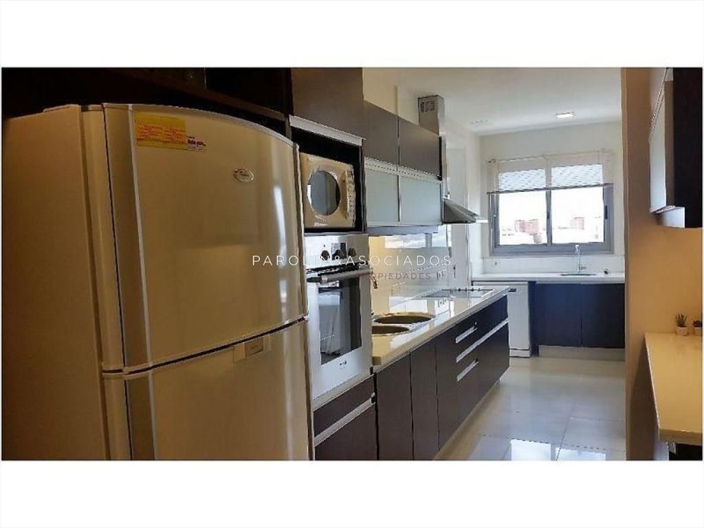 Pent-House en venta de 3 dormitorios en Torre del