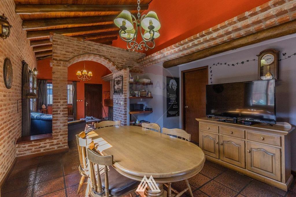 Venta de casa 3 dormitorios con piscina en Pando