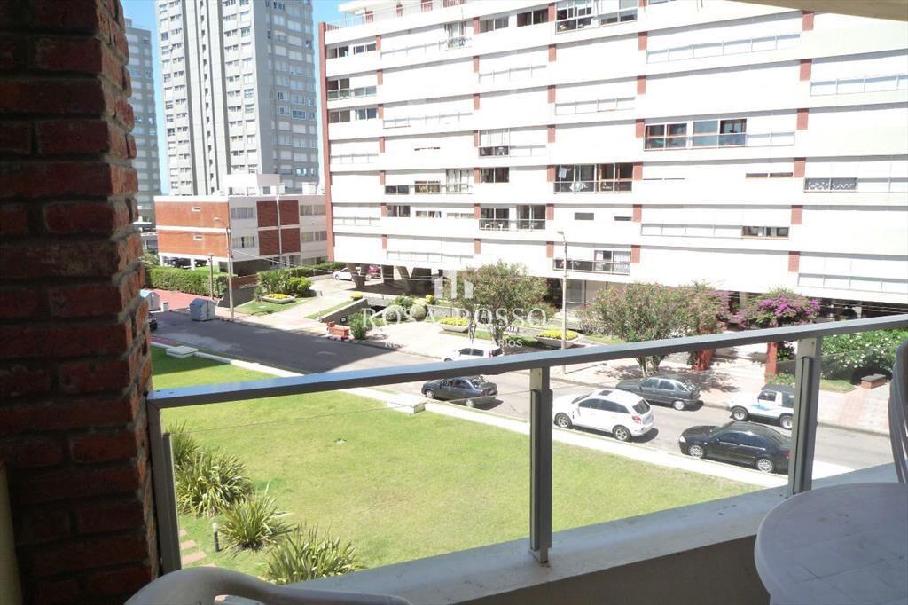 Apartamento en Brava, 1 dormitorios *