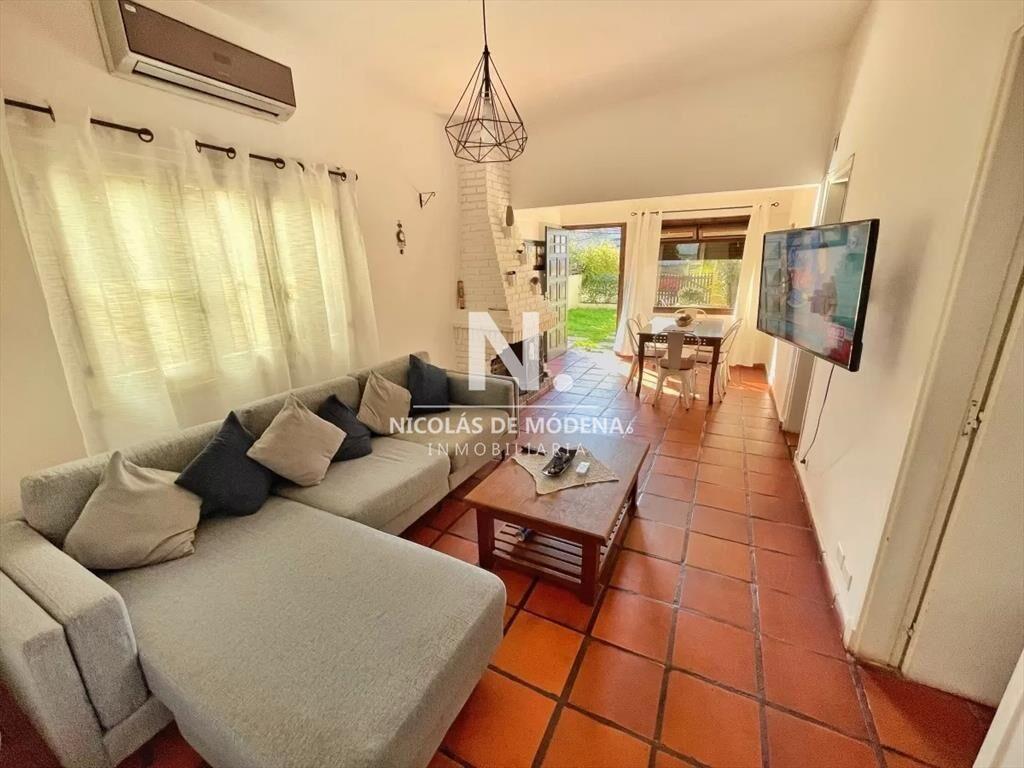 Casa en Venta de 3 dormitorios en zona Ipora,