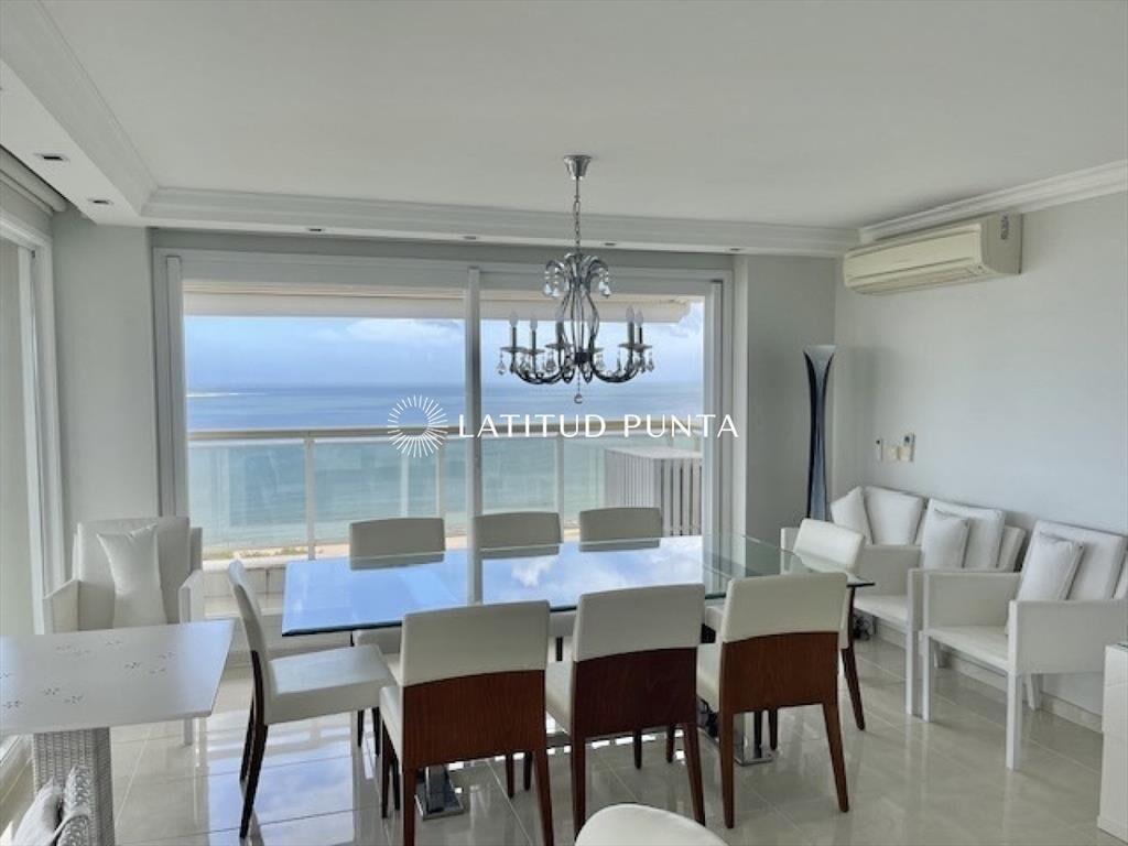 Apartamento en Le Jardin, 3 dormitorios más