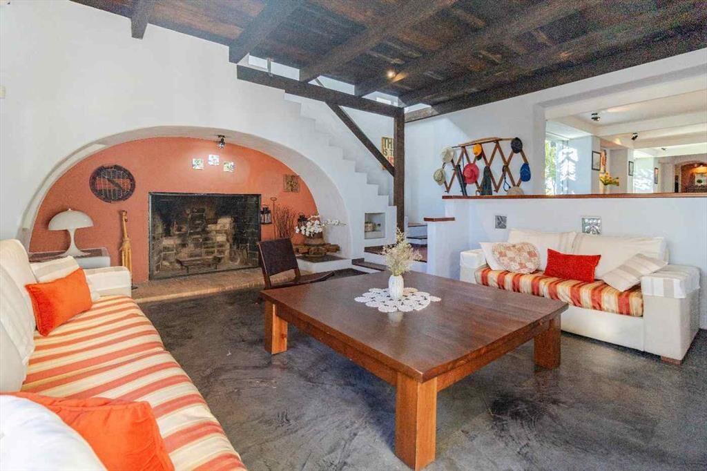 CASA EN VENTA CON VISTA AL MAR EN BELLA VISTA