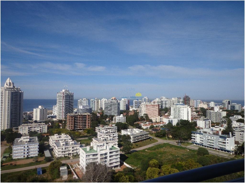 Apartamento en Venta de 2 dormitorios en Punta ,