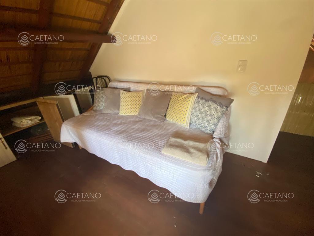 Casa en Pinares 3 dormitorios con piscina y