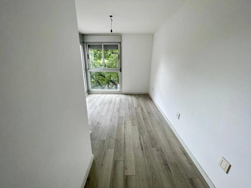 Venta Apartamento Dos Dormitorios en el Golf con Garaje