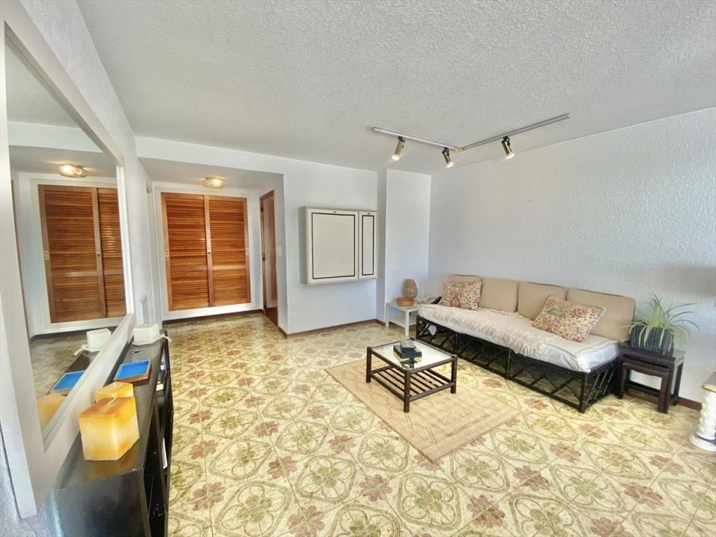 APARTAMENTO EN VENTA DE 3 DORMITORIOS EN PUNTA