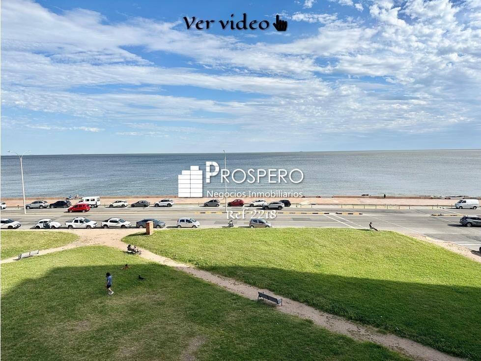 VA2217/1 Venta Apto 2dorm Ciudad Vieja Vistas al Mar Balcón