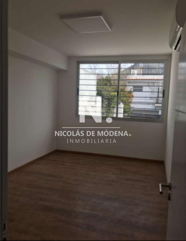 Se vende Local con Renta en Pocitos
