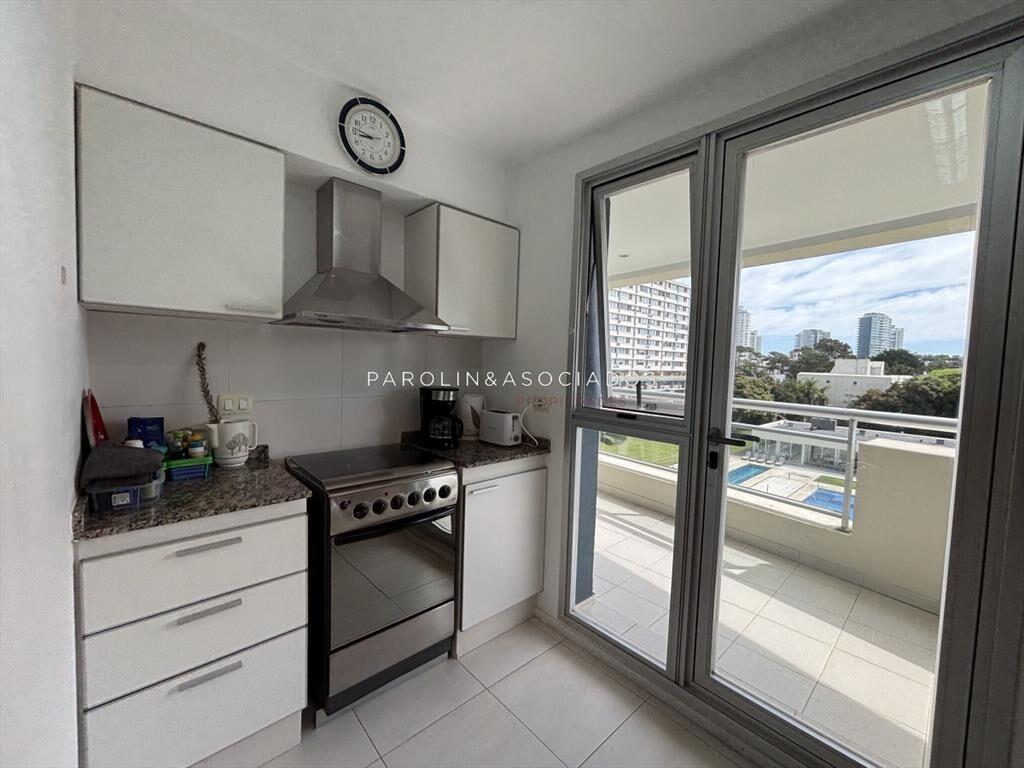 HERMOSO APARTAMENTO 3 DORMITORIOS EN VENTA